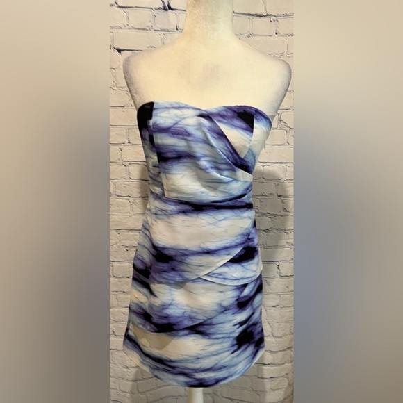 Outback Red Strapless Blue & White Tie Dye Bandage Dress Size 2 - Picture 2 of 8
